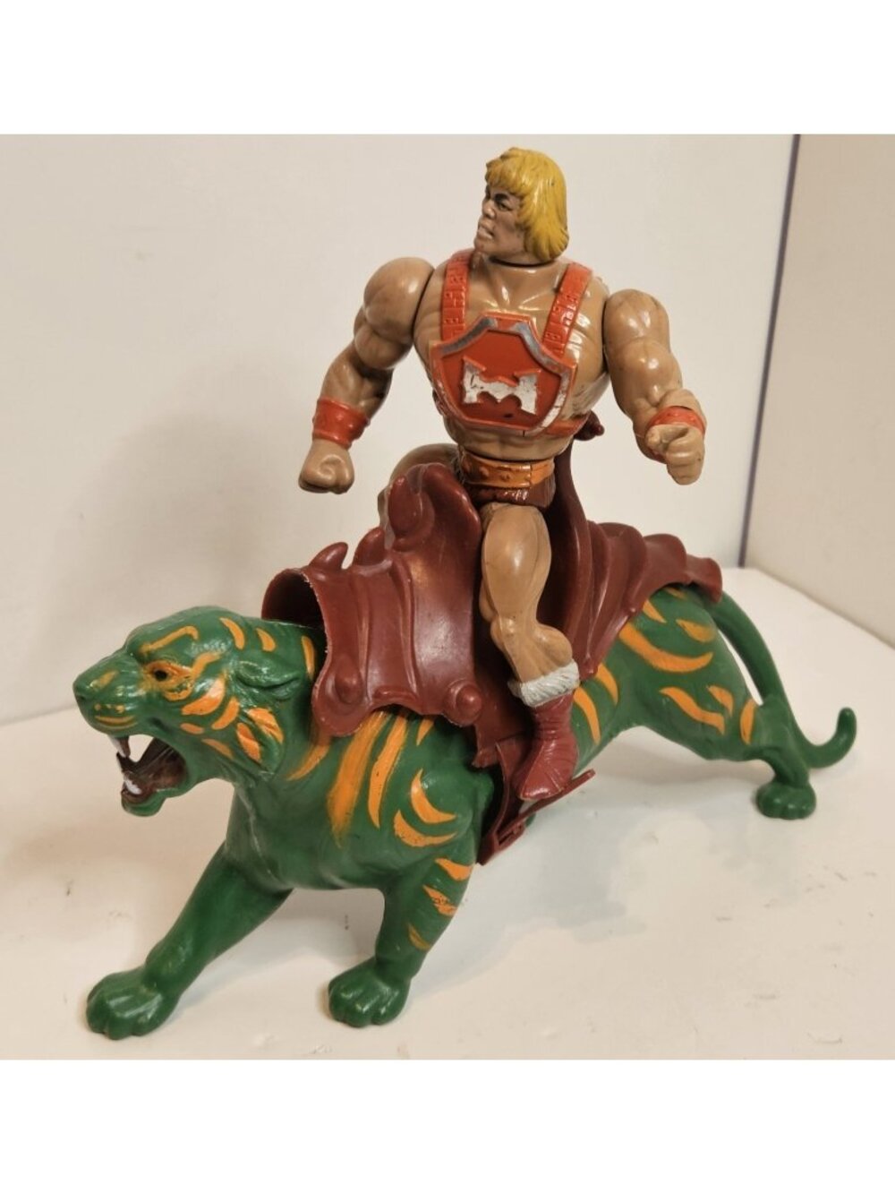 Vintage 1982 Battle Cat With Saddle & Thunder Punch He-Man 1984